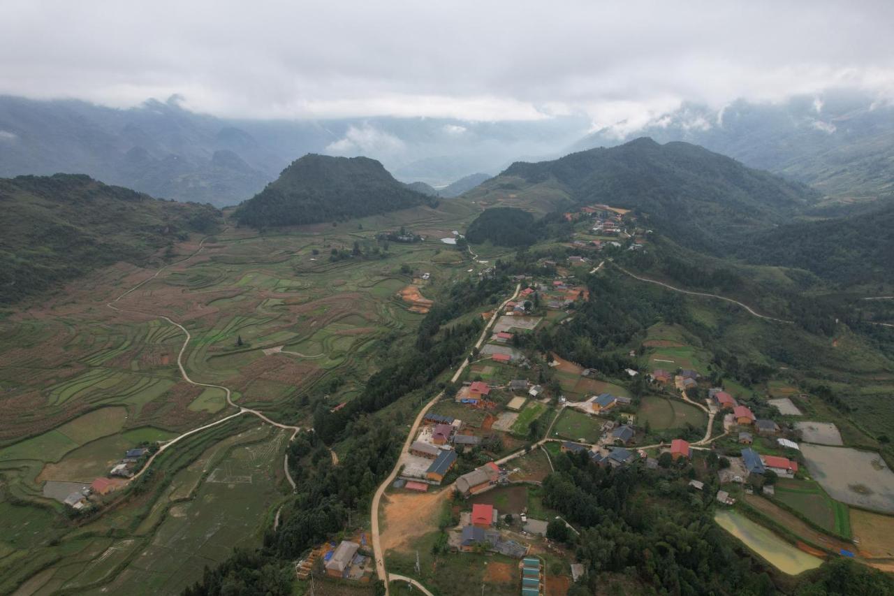 Ly Danh Homestay Quan Ba Exteriör bild