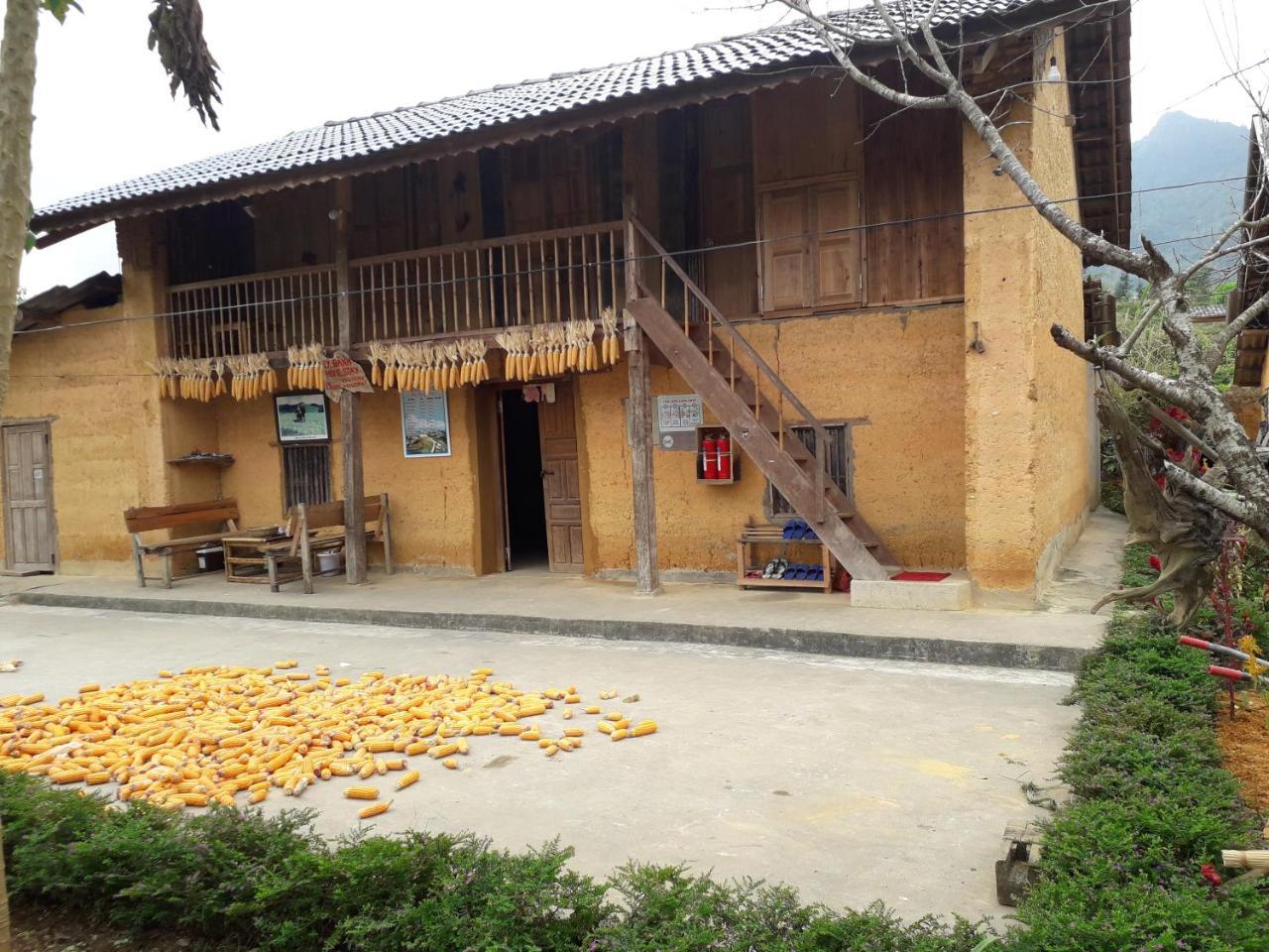 Ly Danh Homestay Quan Ba Exteriör bild