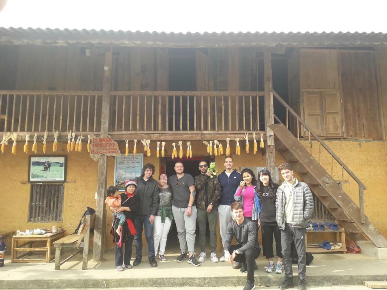 Ly Danh Homestay Quan Ba Exteriör bild